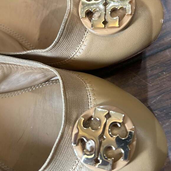 Tory Burch Minnie Travel Ballet Flats, Tan Leather, Women's Size 7.5 - Picture 2 of 5